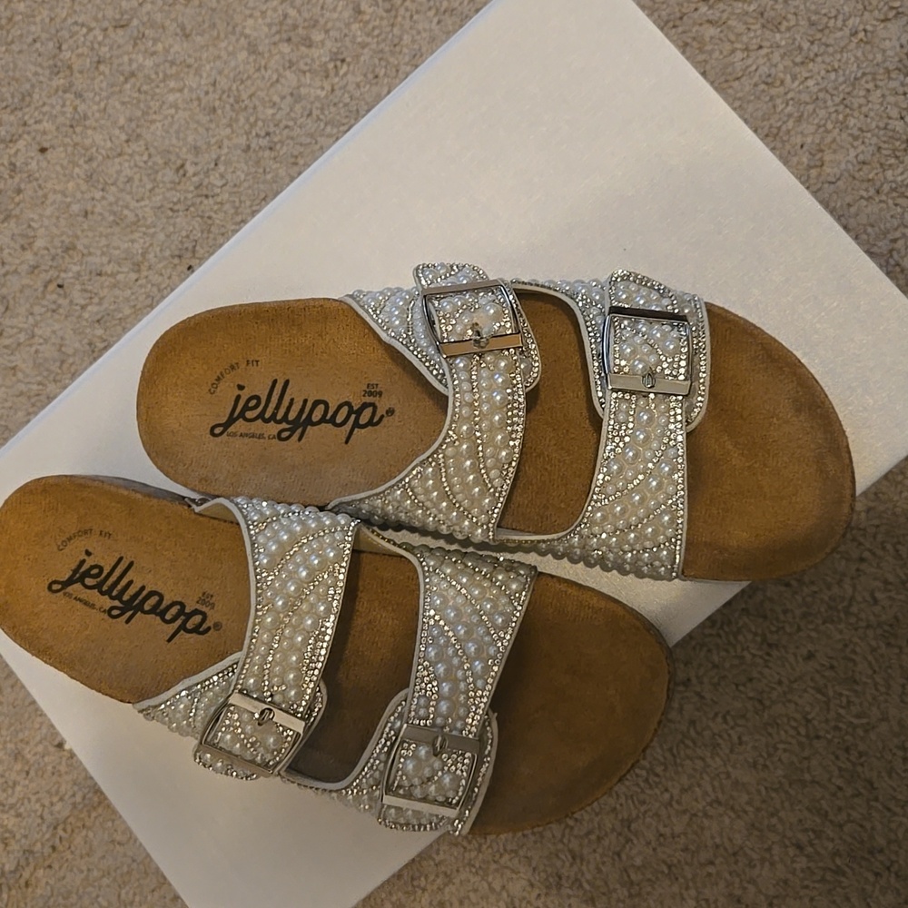Jellypop Cream Pearl Buckle Sandals - Picture 2 of 6
